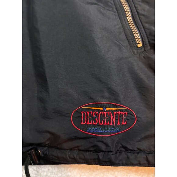 Descente Pullover Hooded Jacket With Zippered Pockets & Adjustable Hem size 3 - Picture 4 of 16